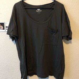 Old navy boyfriend tee (dark grey/charcoal)